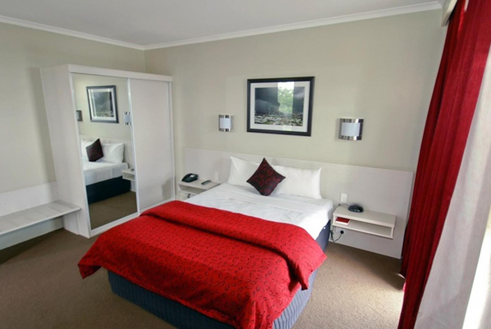 Isa Hotel Mount Isa Phòng bức ảnh