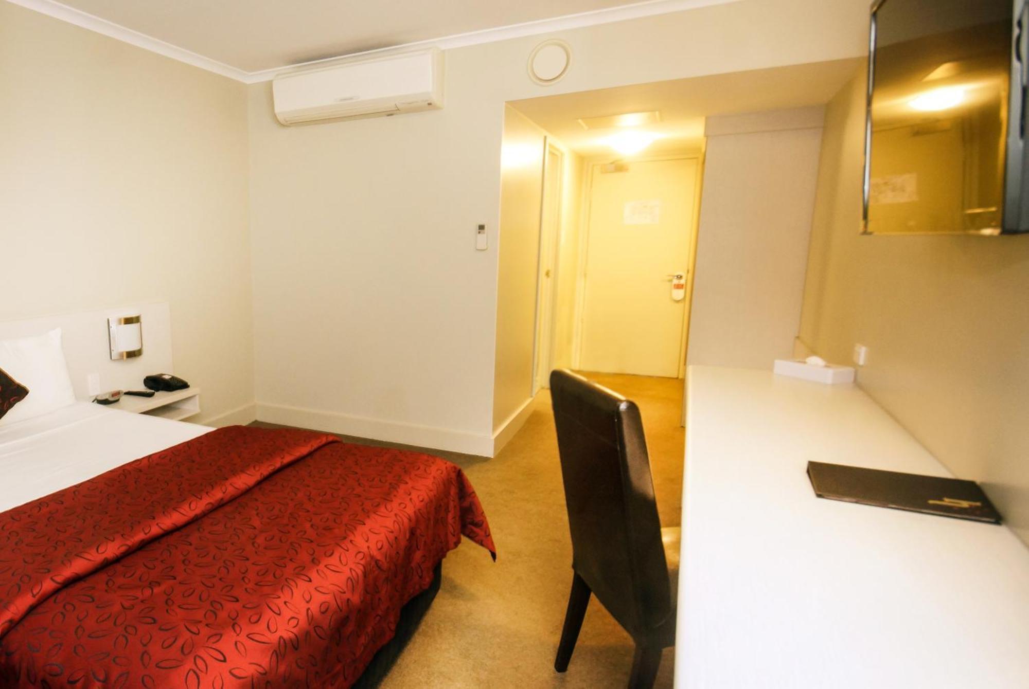 Isa Hotel Mount Isa Phòng bức ảnh