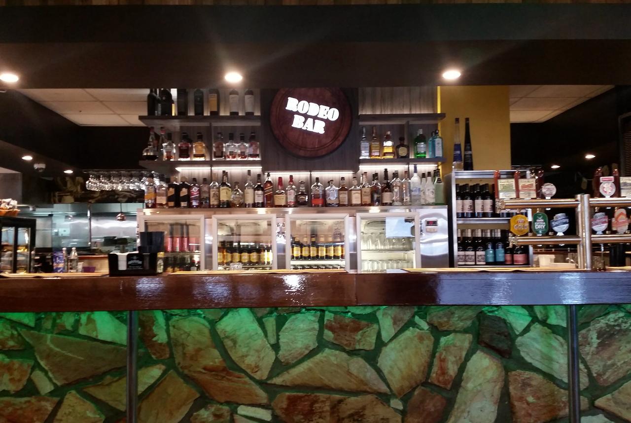 Isa Hotel Mount Isa Ngoại thất bức ảnh
